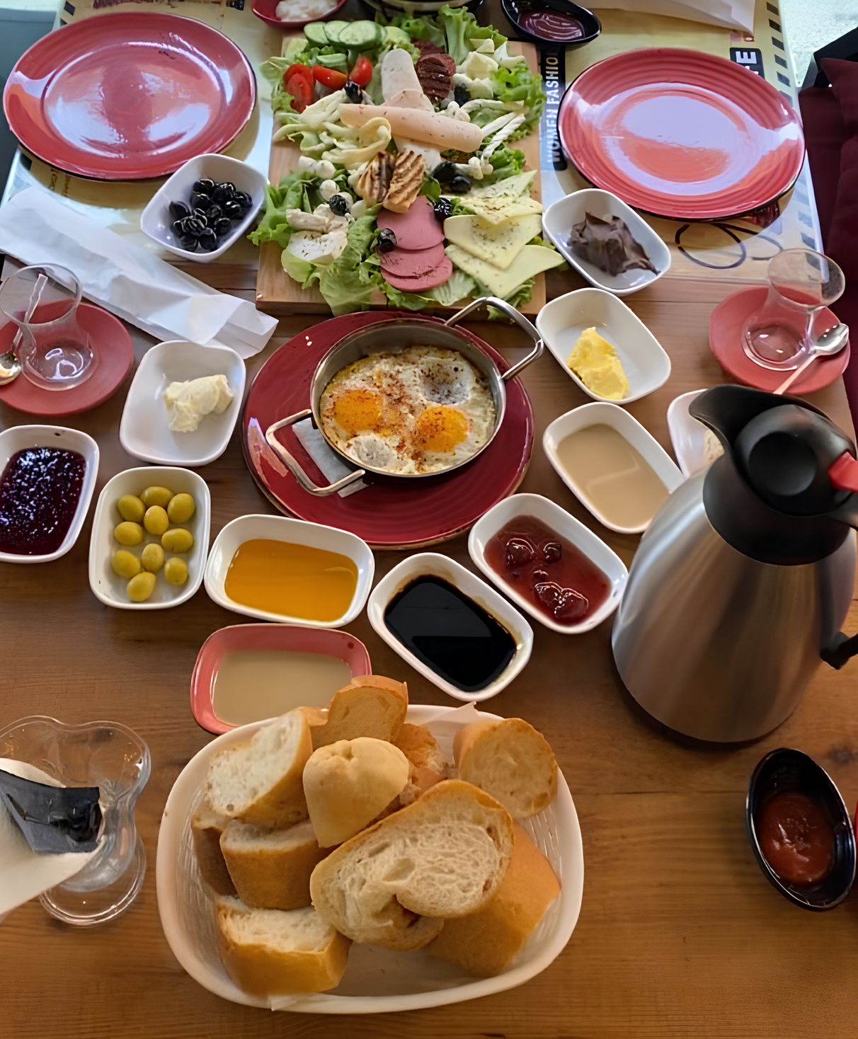 Serpme kahvalti- Dawn cafe